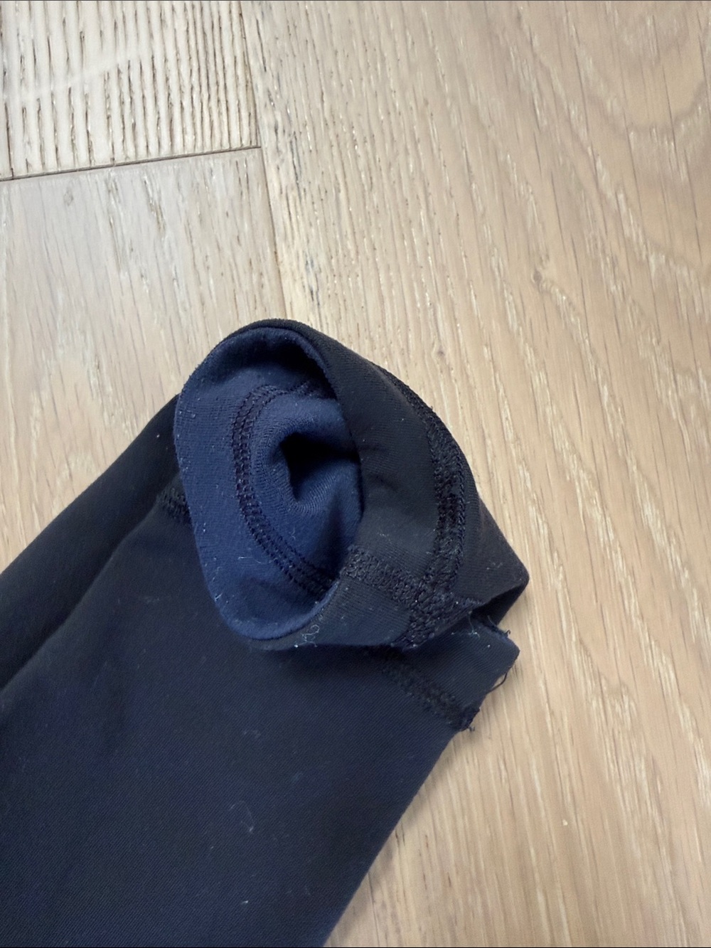Lululemon reversable wunder unders - Picture 6 of 8